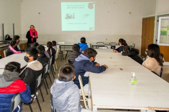 Niños de barrio Democracia aprendieron la utilización eficiente del 911