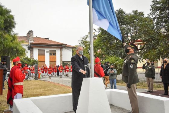 Conmemoraron el Día de la Bandera en el 201º aniversario del fallecimiento del General Belgrano