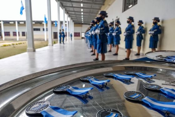 Cadetes del Servicio Penitenciarios prestaron juramento de fidelidad a la Bandera Nacional