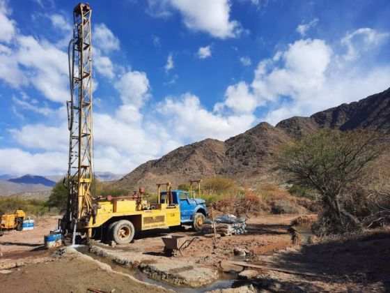 Un nuevo pozo de agua abastecerá a familias de Seclantás