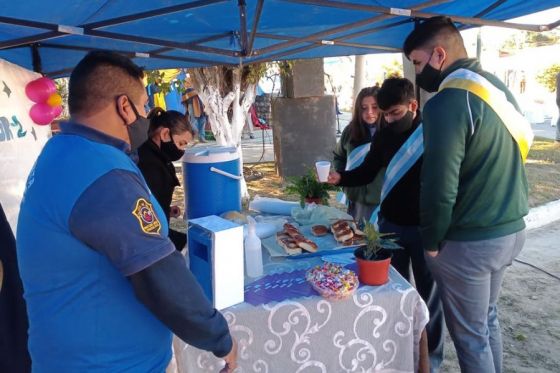 Policías comunitarios concientizaron sobre seguridad sanitaria a vecinos del norte provincial