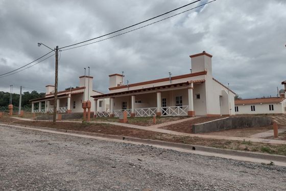 Familias de Coronel Moldes recibirán su vivienda