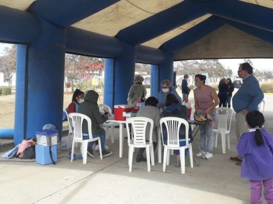 Hoy domingo campaña de vacunación en el Parque del Bicentenario