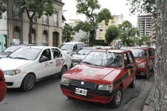 AMT y el Ministerio de Seguridad avanzan en la implementación del botón antipánico para choferes