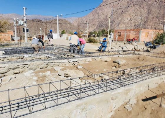 En Cafayate se construyen 40 casas y se genera trabajo