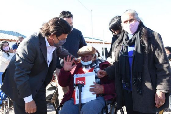 Sáenz en Campo Quijano: “En un año y medio de gestión ya entregamos más de 1400 viviendas”