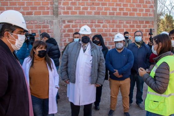 Autoridades de Salud Pública supervisaron el avance de obras en el hospital de Joaquín V. González