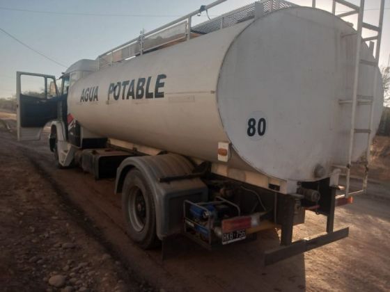 En comunidades de Rivadavia y San Martín se refuerza la entrega de agua potable