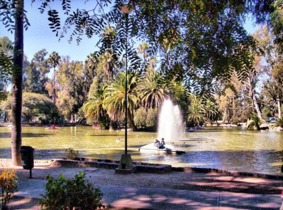 Continúa la vacunación contra COVID-19 en el parque San Martín