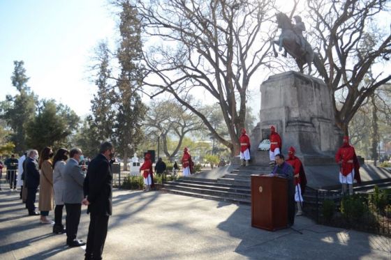 El Vicegobernador encabezó el acto por el aniversario del fallecimiento del General San Martín