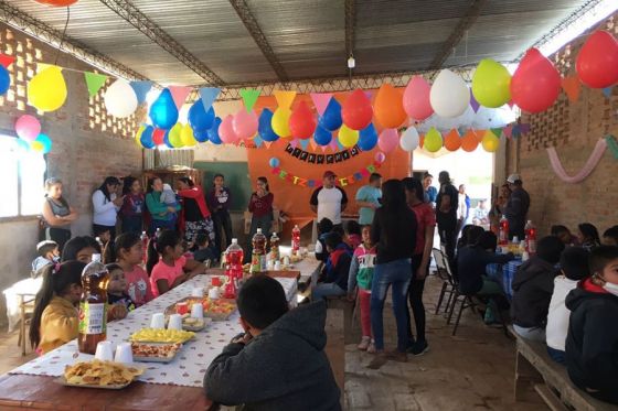 Penitenciarios agasajaron a niños de Rivadavia Banda Norte