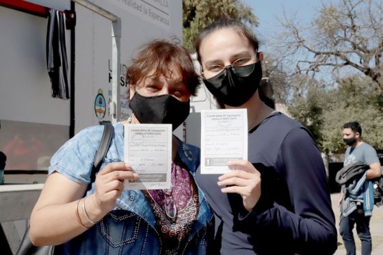 Hoy se vacuna contra COVID-19 en barrio El Huaico