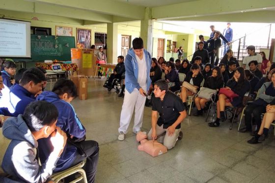 El hospital San Bernardo capacitará sobre cuidados de la salud a estudiantes de villa Mitre