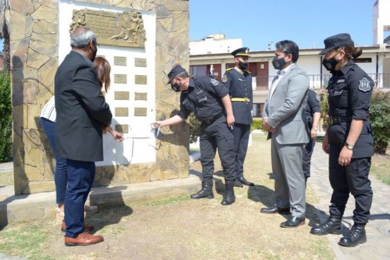 Reconocimiento en honor  al comisario post mortem Manuel Alberto Pistán