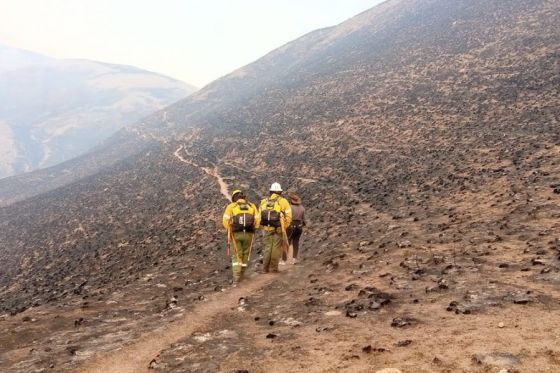 Se realizaron sobrevuelos de reconocimiento en focos ígneos en Amblayo y La Viña