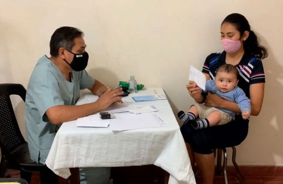 Pobladores de Los Toldos recibieron asistencia de médicos especialistas