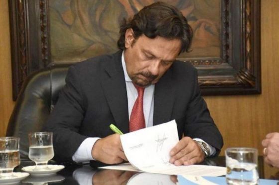 El gobernador Sáenz promulgó el proyecto de ley Ficha Limpia