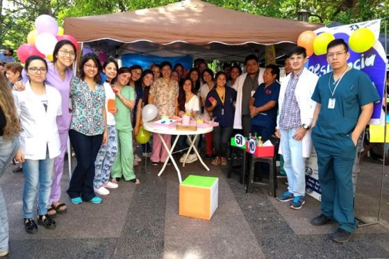 Habrá alrededor de 100 profesionales en una feria de salud en la plaza Belgrano