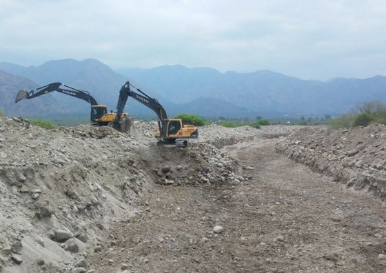 Obras para mitigar problemáticas en ríos y canales de desagües