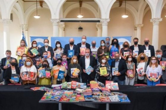 Salta recibirá 300 mil libros para fortalecer lengua y matemática en alumnos de primaria