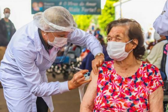 Se aplicaron más de 14 mil dosis contra COVID-19 durante los feriados por Año Nuevo