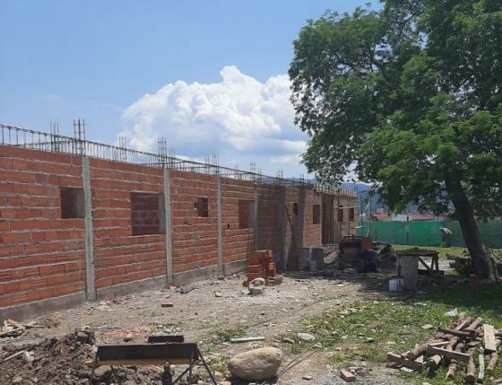 Construyen un centro de salud en barrio El Huaico