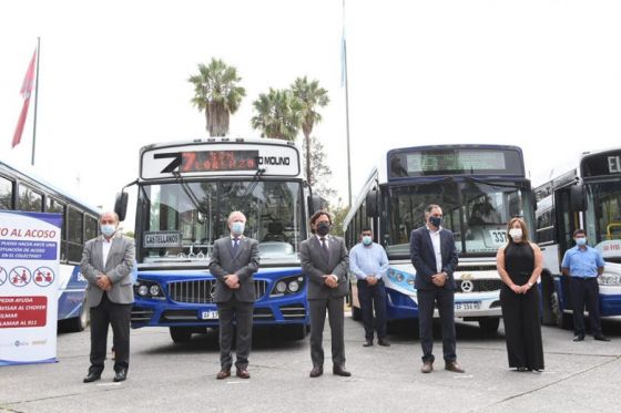 Sáenz presentó las 20 nuevas unidades de Saeta que mejorarán el servicio de transporte urbano