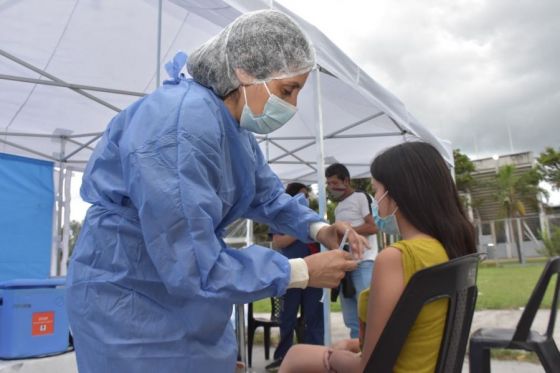 Mayores de 12 años ya pueden recibir la tercera dosis contra coronavirus