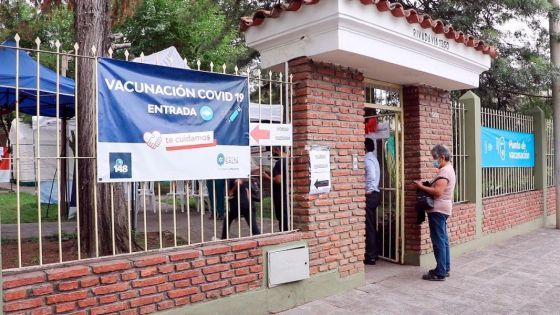 Son  40 los vacunatorios contra COVID-19 funcionarán el fin de semana en hospitales y centros de salud