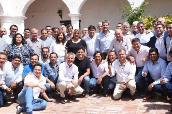 Sáenz en Cafayate: “Es política de Estado federalizar todos los recursos provinciales de Salta