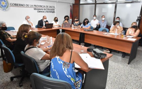 La Provincia ofreció el 45% de incremento salarial a docentes