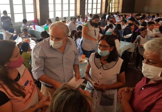 Cánepa recorre escuelas del Departamento Molinos