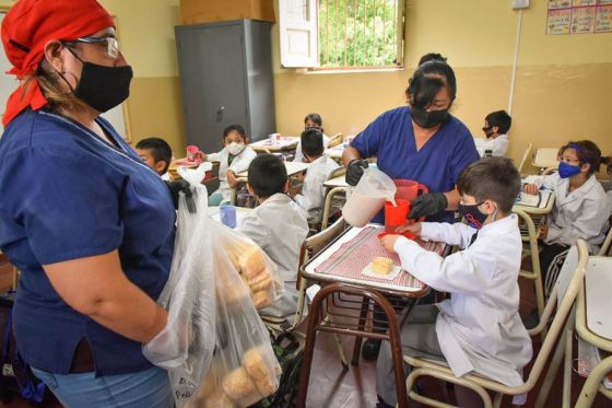 Comenzó la entrega de la Copa de Leche en las escuelas