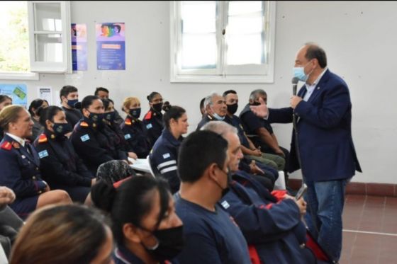 Mas de 150 agentes participaron en el I Encuentro de Género y Diversidad para Bomberos Voluntarios