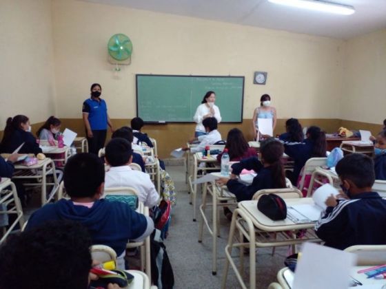 Estudiantes de Cerrillos trabajaron sobre la temática del acoso escolar