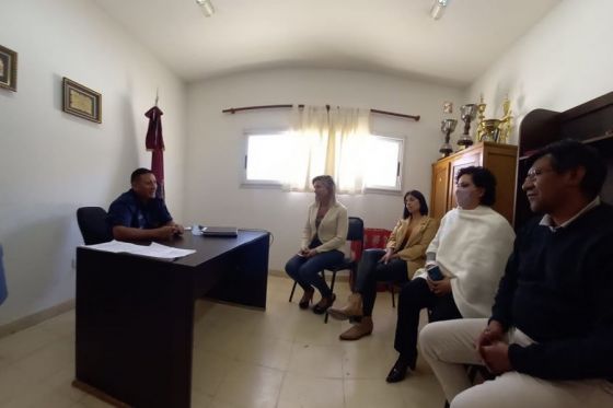 Acuerdan acciones formativas para agentes de la Policía de San Antonio de los Cobres