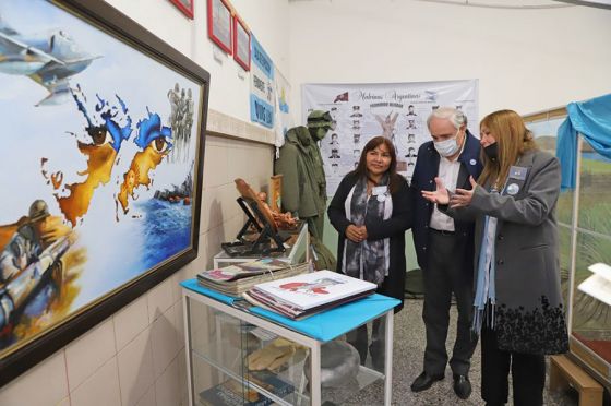 Actos en conmemoración a los 40 años de la Guerra de Malvinas en la escuela Cortazar