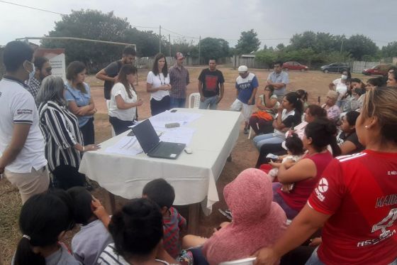 Realizan una jornada de consulta y diagnóstico social para urbanizar un barrio popular originario