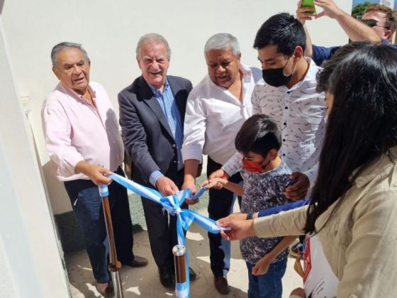 Entregaron viviendas e inauguraron obras en Molinos