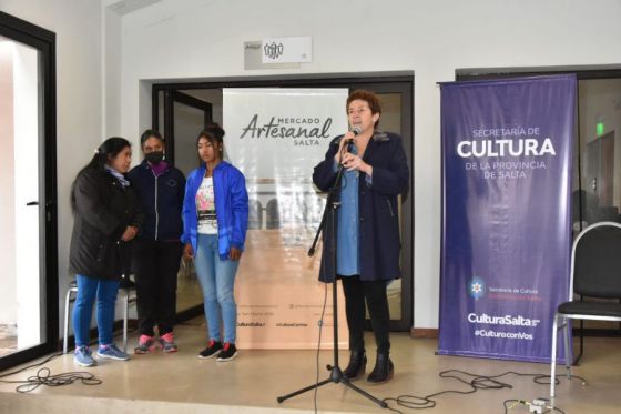 Quedó inaugurada la muestra “Jasimaná llega al Mercado Artesanal”