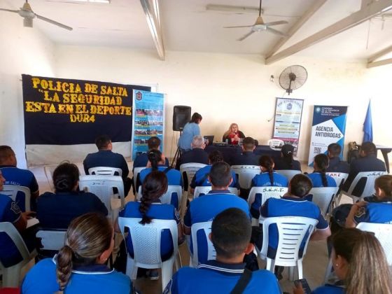 Jornadas de sensibilización y prevención para operadores comunitarios y agentes sanitarios del norte provincial