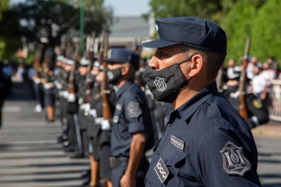 En mayo cobrarán los agentes y oficiales egresados de los institutos de formación policial