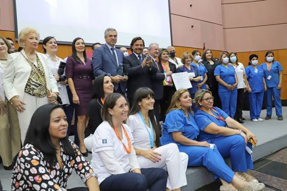 El gobernador Sáenz distinguió al hospital público Arturo Oñativia por el Premio Nacional a la Calidad