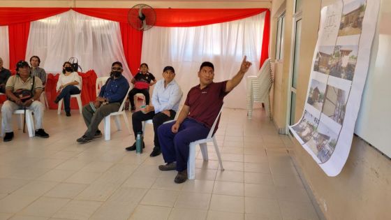 Arquitecto wichi presenta en comunidades proyecto de viviendas para pueblos indígenas