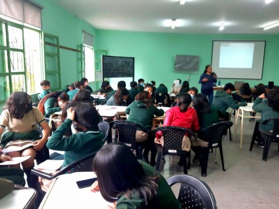 Estudiantes del colegio Juan Calchaquí trabajan en la prevención del acoso escolar