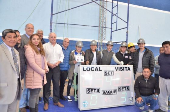 Estudiantes de Campo Santo construyeron tableros tanteadores para Gimnasia y Tiro