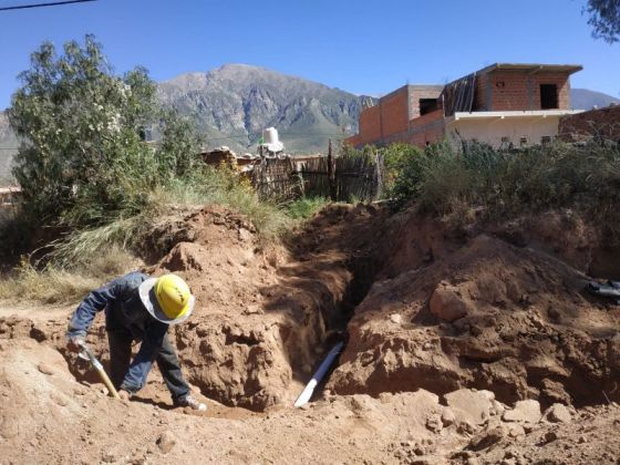 Salteños del paraje La Puerta, beneficiados con una red colectora de líquidos cloacales