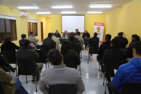 El Ministro de Seguridad y Justicia se reunió con productores agropecuarios del sur provincial