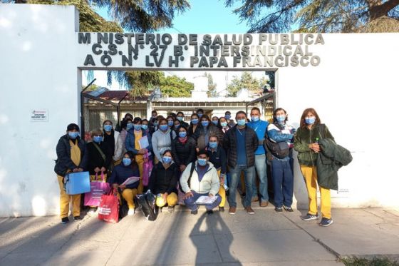 Continúa la campaña de aplicación de vacunas y controles sanitarios casa por casa en zona sur de la capital