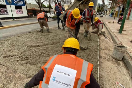 Aguas del Norte ejecuta un intensivo plan de bacheo en las calles de Salta